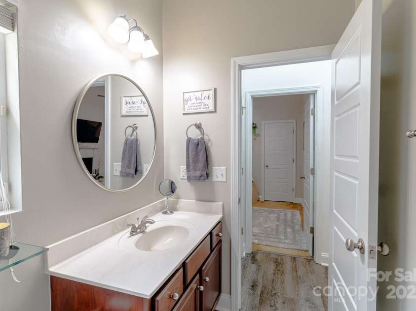 6402 Colonial Garden Drive, Huntersville, NC 28078.  MLS# CAR4291074, YatesRealty ID 33770. View to third bedroom.