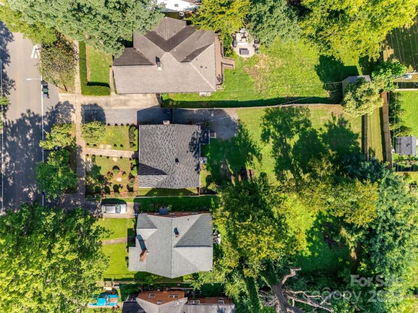 216 Sylvania Avenue, Charlotte, NC 28206.  MLS# CAR4292967, YatesRealty ID 33771. 216 Sylvania Ave