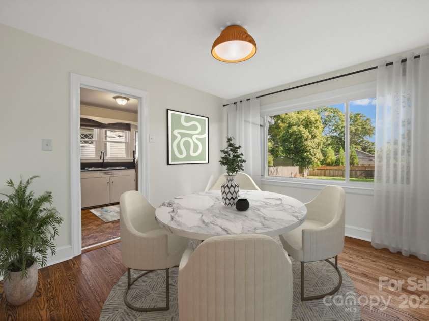 216 Sylvania Avenue, Charlotte, NC 28206.  MLS# CAR4292967, YatesRealty ID 33771. Dining Room - 216 Sylvania Ave