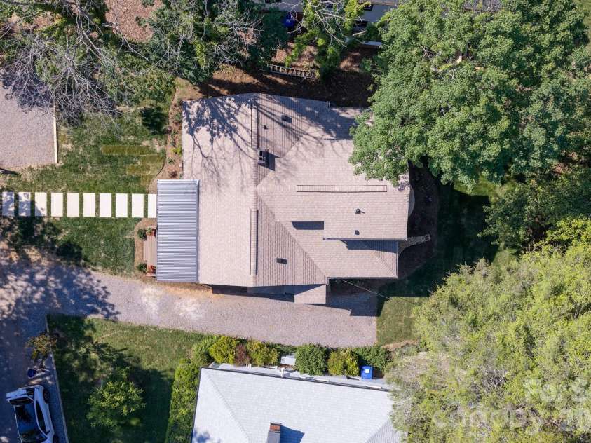 4 Baird Lane, Asheville, NC 28804.  MLS# CAR4380981, YatesRealty ID 33771. Aerial View