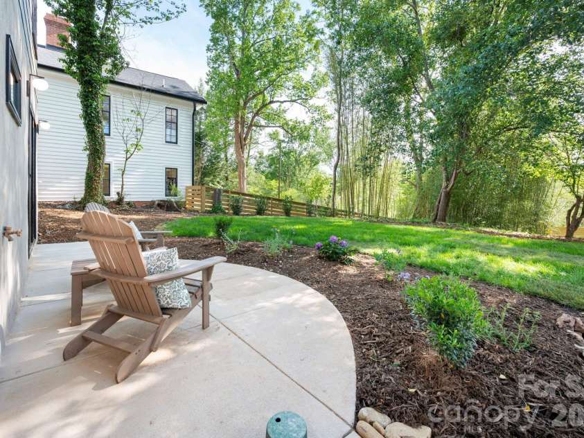 4 Baird Lane, Asheville, NC 28804.  MLS# CAR4380981, YatesRealty ID 33771. Great Back Patio