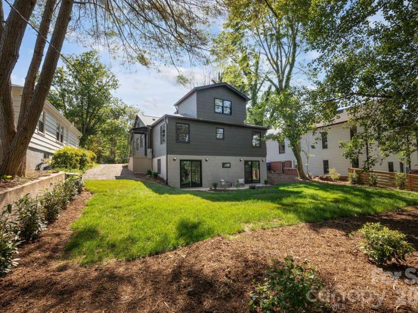 4 Baird Lane, Asheville, NC 28804.  MLS# CAR4380981, YatesRealty ID 33771. Large Backyard