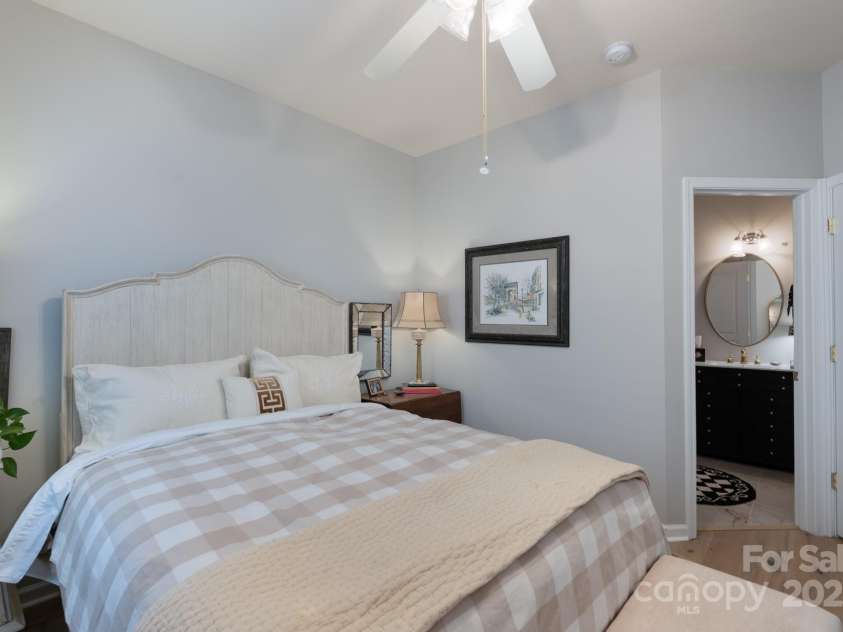 8637 Annabel Lee Lane, Charlotte, NC 28277.  MLS# CAR4290292, YatesRealty ID 33772. 