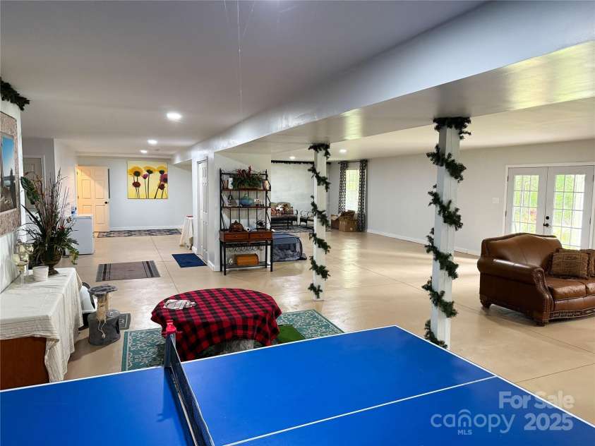2302 Saratoga Run, Morganton, NC 28655.  MLS# CAR4292402, YatesRealty ID 33773. 
