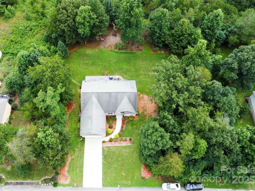 2302 Saratoga Run, Morganton, NC 28655.  MLS# CAR4292402, YatesRealty ID 33773. Private Lot