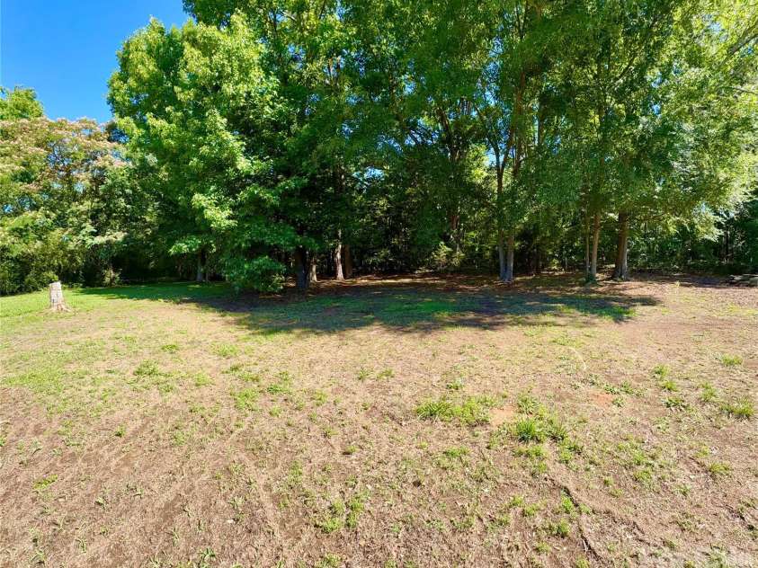 438 Hall Spencer Road, Catawba, SC 29704.  MLS# CAR4391247, YatesRealty ID 33774. Backyard