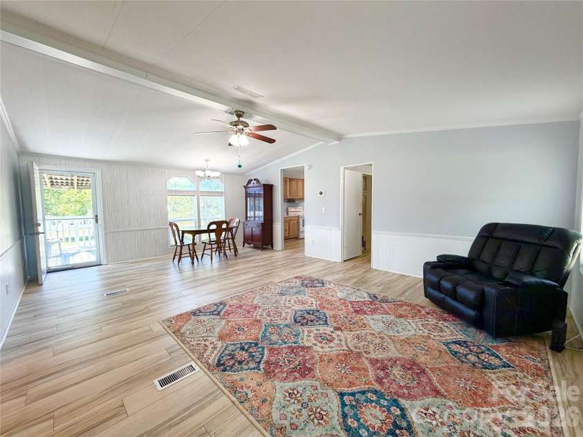 438 Hall Spencer Road, Catawba, SC 29704.  MLS# CAR4391247, YatesRealty ID 33774. Living Area