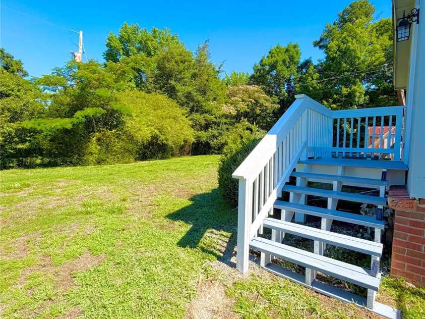 438 Hall Spencer Road, Catawba, SC 29704.  MLS# CAR4391247, YatesRealty ID 33774. Sideyard