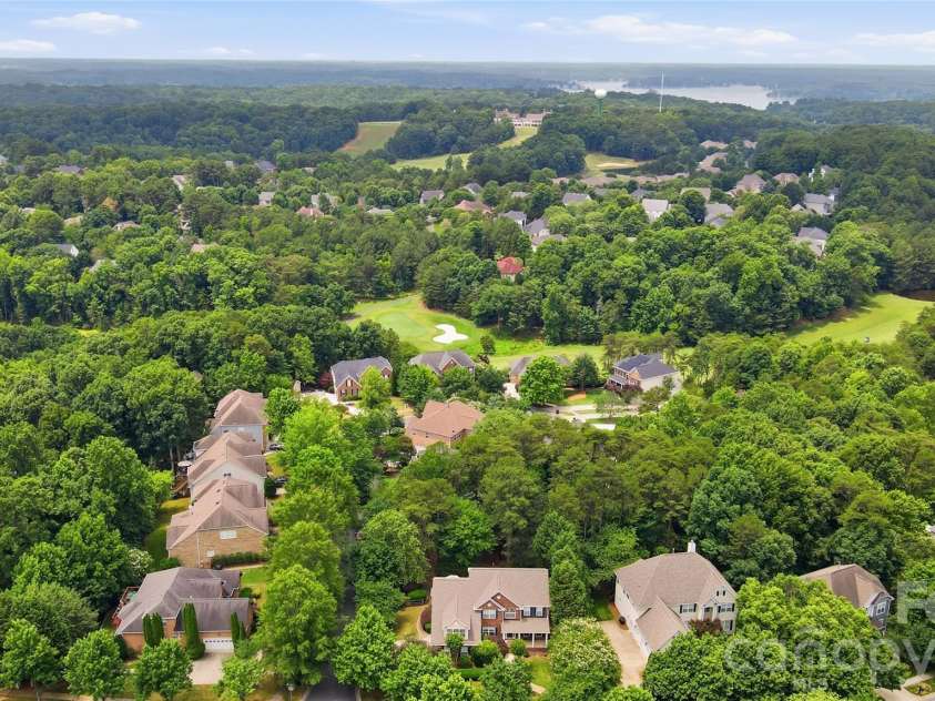 1406 Finsbury Lane, Tega Cay, SC 29708.  MLS# CAR4372368, YatesRealty ID 33775. 