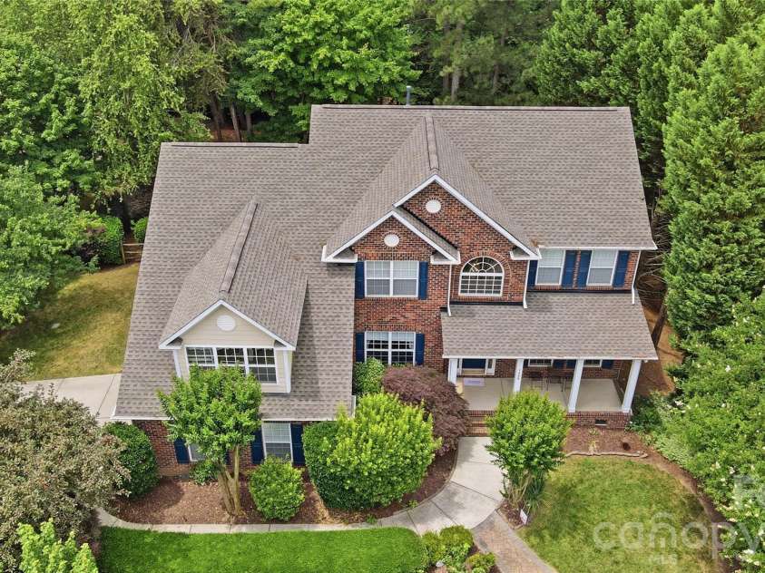 1406 Finsbury Lane, Tega Cay, SC 29708.  MLS# CAR4372368, YatesRealty ID 33775. 