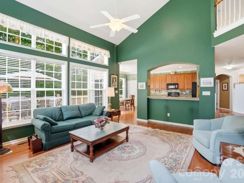 1406 Finsbury Lane, Tega Cay, SC 29708.  MLS# CAR4372368, YatesRealty ID 33775. 