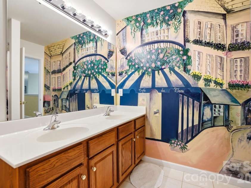 1406 Finsbury Lane, Tega Cay, SC 29708.  MLS# CAR4372368, YatesRealty ID 33775. 