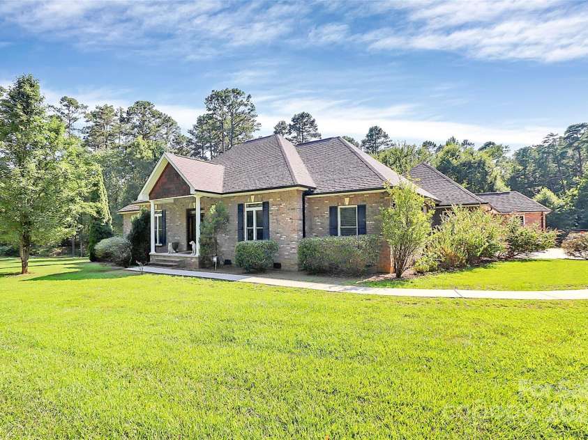 320 Lake Lynn Road, Concord, NC 28025.  MLS# CAR4283791, YatesRealty ID 33775. 