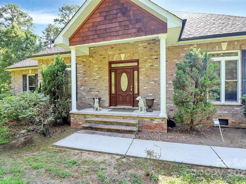 320 Lake Lynn Road, Concord, NC 28025.  MLS# CAR4283791, YatesRealty ID 33775. 