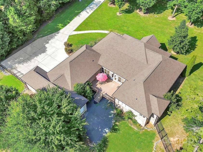 320 Lake Lynn Road, Concord, NC 28025.  MLS# CAR4283791, YatesRealty ID 33775. 