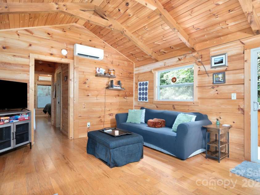97 Carolina Hills Drive, Horse Shoe, NC 28742.  MLS# CAR4288538, YatesRealty ID 33776. 