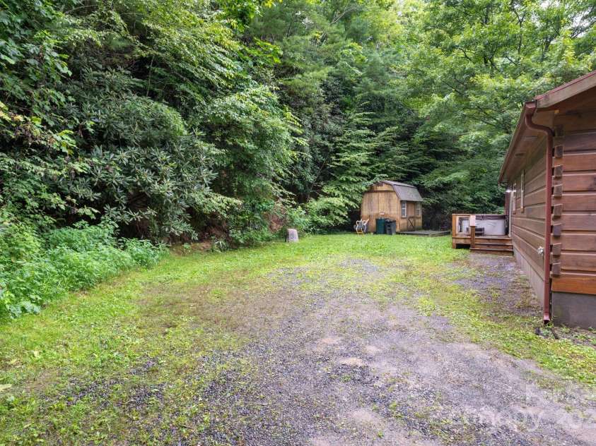 97 Carolina Hills Drive, Horse Shoe, NC 28742.  MLS# CAR4288538, YatesRealty ID 33776. 