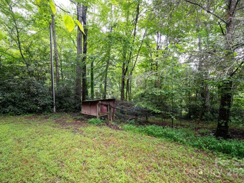 97 Carolina Hills Drive, Horse Shoe, NC 28742.  MLS# CAR4288538, YatesRealty ID 33776. 