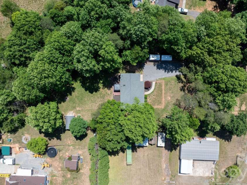 119 Nevermore Lane, Statesville, NC 28677.  MLS# CAR4383283, YatesRealty ID 33777. 