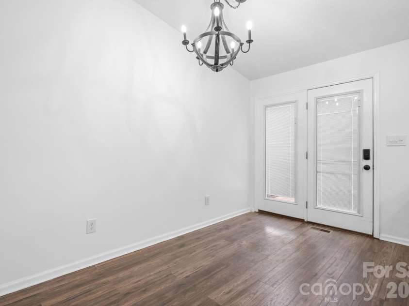 119 Nevermore Lane, Statesville, NC 28677.  MLS# CAR4383283, YatesRealty ID 33777. 