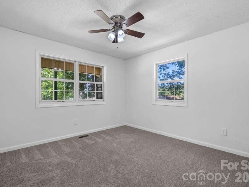119 Nevermore Lane, Statesville, NC 28677.  MLS# CAR4383283, YatesRealty ID 33777. 