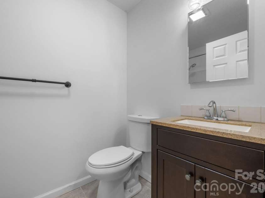 119 Nevermore Lane, Statesville, NC 28677.  MLS# CAR4383283, YatesRealty ID 33777. 