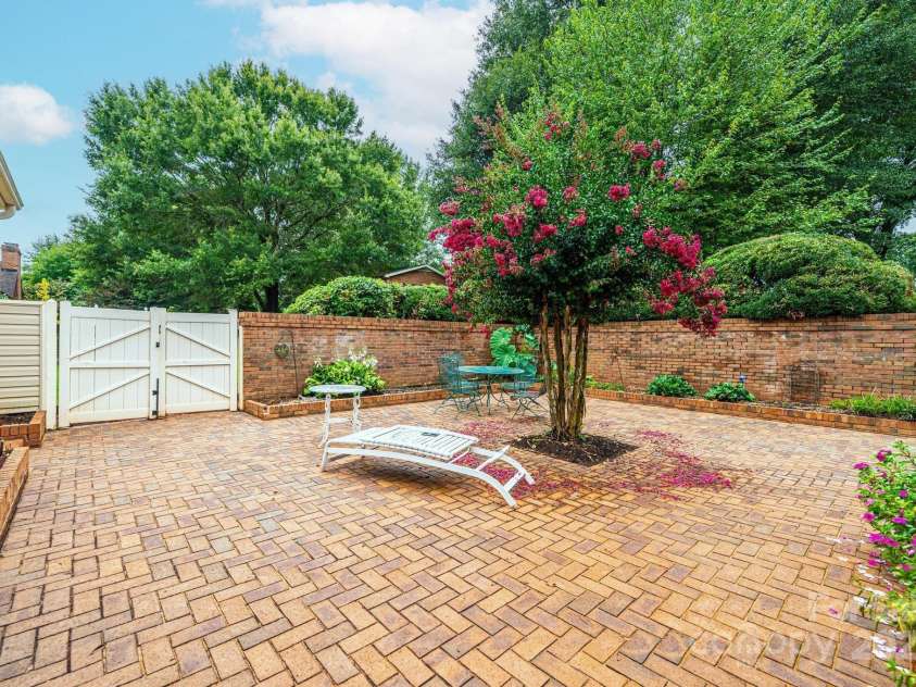 3719 Falling Creek Road, Hickory, NC 28601.  MLS# CAR4290626, YatesRealty ID 33777. Bricked Rear Patio