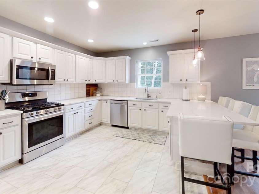 3083 Grassy Meadows Court, Lincolnton, NC 28092.  MLS# CAR4293119, YatesRealty ID 33779. 