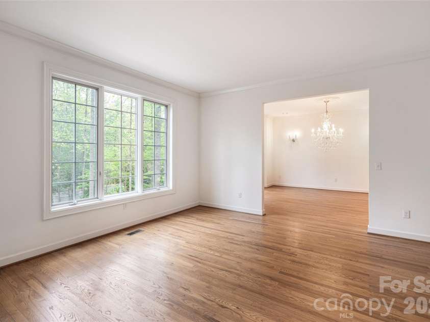 3 Fir Tree Lane, Asheville, NC 28803.  MLS# CAR4246438, YatesRealty ID 3378. 