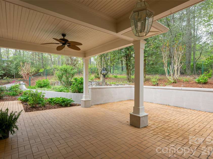 3 Fir Tree Lane, Asheville, NC 28803.  MLS# CAR4246438, YatesRealty ID 3378. 