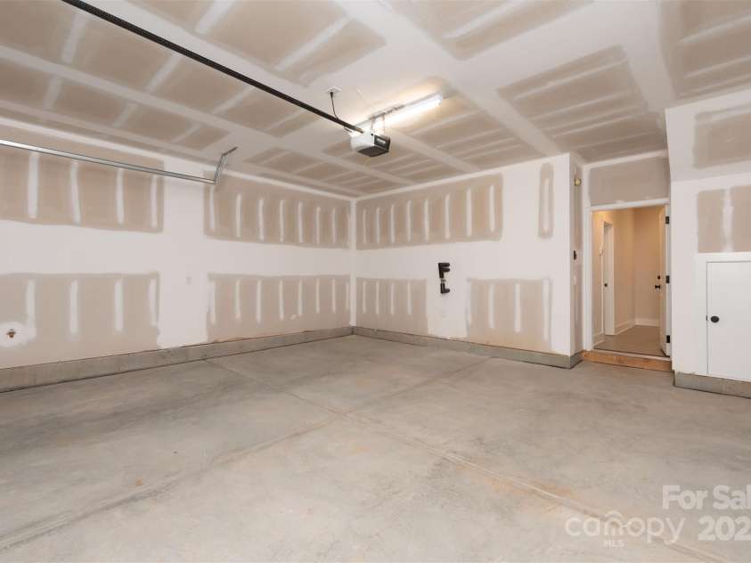 436 Nathaniel Way, Charlotte, NC 28213.  MLS# CAR4183148, YatesRealty ID 3378. 2-car garage w/ storage closet