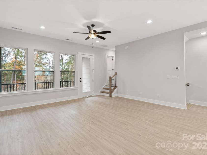 436 Nathaniel Way, Charlotte, NC 28213.  MLS# CAR4183148, YatesRealty ID 3378. Dining/Living