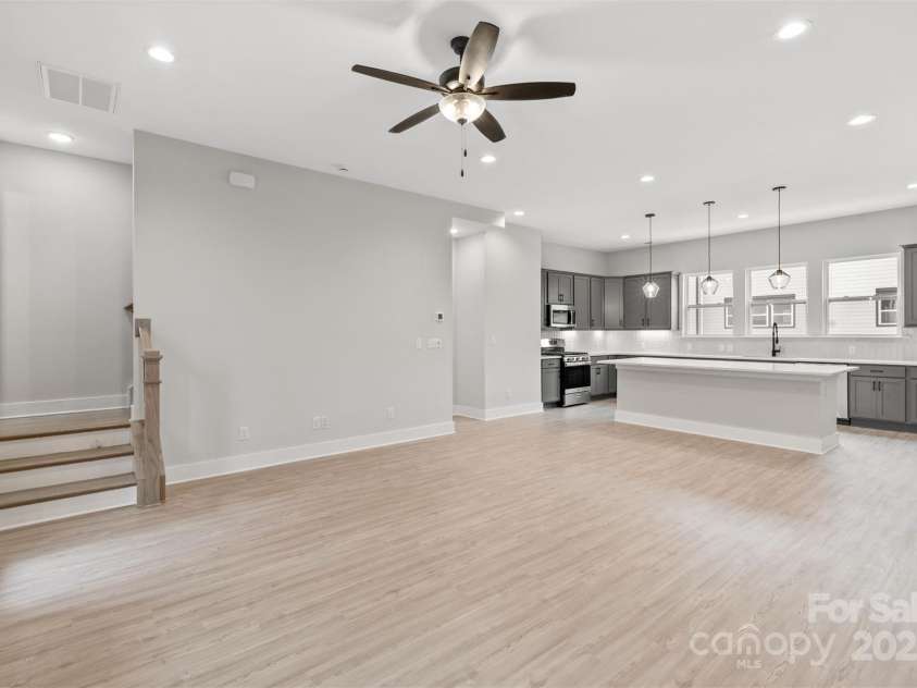 436 Nathaniel Way, Charlotte, NC 28213.  MLS# CAR4183148, YatesRealty ID 3378. Kitchen/Dining/Living