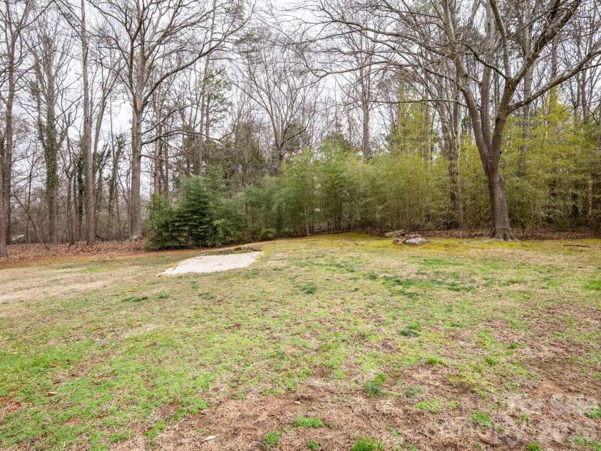 9860 Southwinds Drive, Fort Mill, SC 29707.  MLS# CAR4351481, YatesRealty ID 3378. 