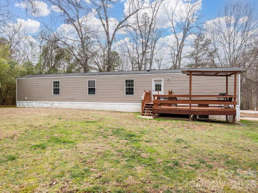 9860 Southwinds Drive, Fort Mill, SC 29707.  MLS# CAR4351481, YatesRealty ID 3378. 