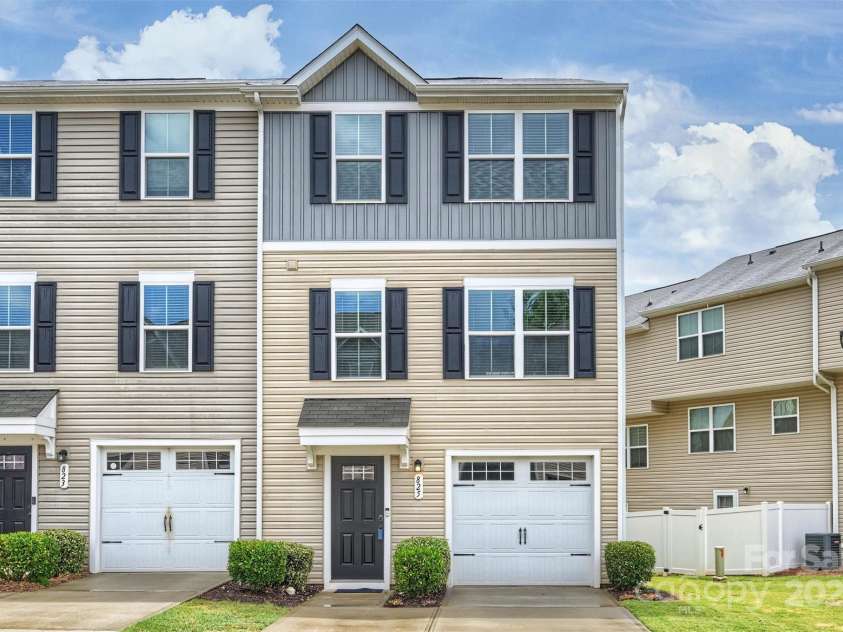 825 Renee Avenue, Fort Mill, SC 29715.  MLS# CAR4282647, YatesRealty ID 33781. 