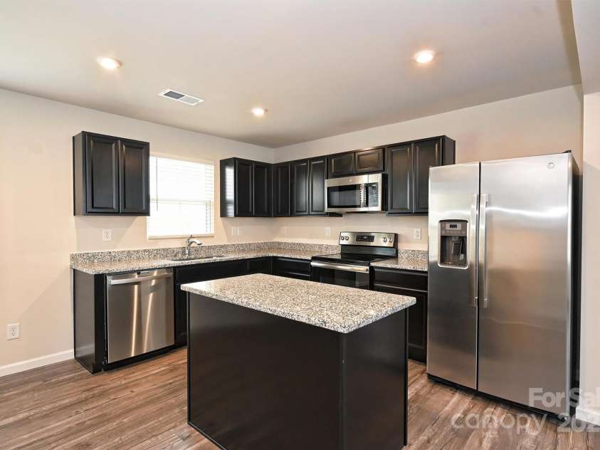 825 Renee Avenue, Fort Mill, SC 29715.  MLS# CAR4282647, YatesRealty ID 33781. 