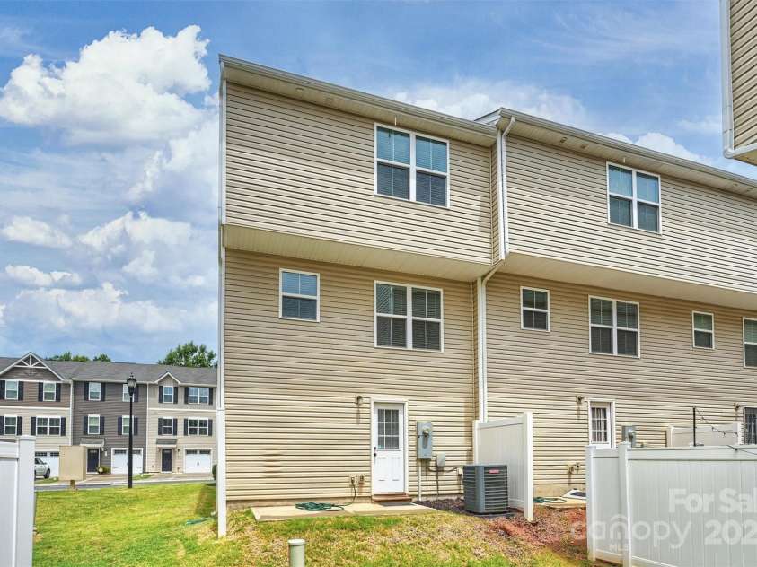 825 Renee Avenue, Fort Mill, SC 29715.  MLS# CAR4282647, YatesRealty ID 33781. 