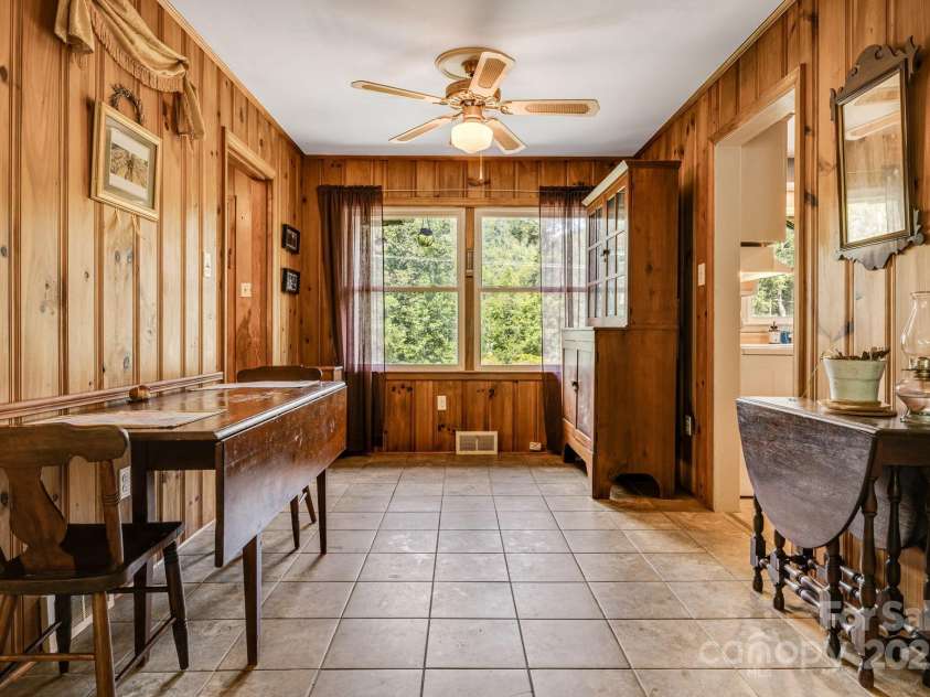 1115 Bee Tree Road, Swannanoa, NC 28778.  MLS# CAR4293504, YatesRealty ID 33782. Dining Room