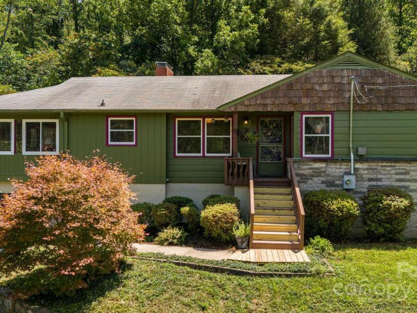 1115 Bee Tree Road, Swannanoa, NC 28778.  MLS# CAR4293504, YatesRealty ID 33782. Front of Home