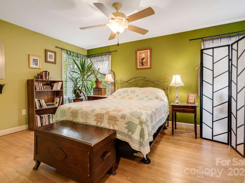 1115 Bee Tree Road, Swannanoa, NC 28778.  MLS# CAR4293504, YatesRealty ID 33782. Primary Bedroom