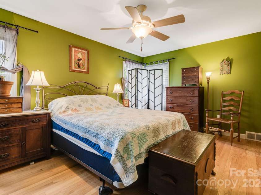 1115 Bee Tree Road, Swannanoa, NC 28778.  MLS# CAR4293504, YatesRealty ID 33782. Primary Bedroom