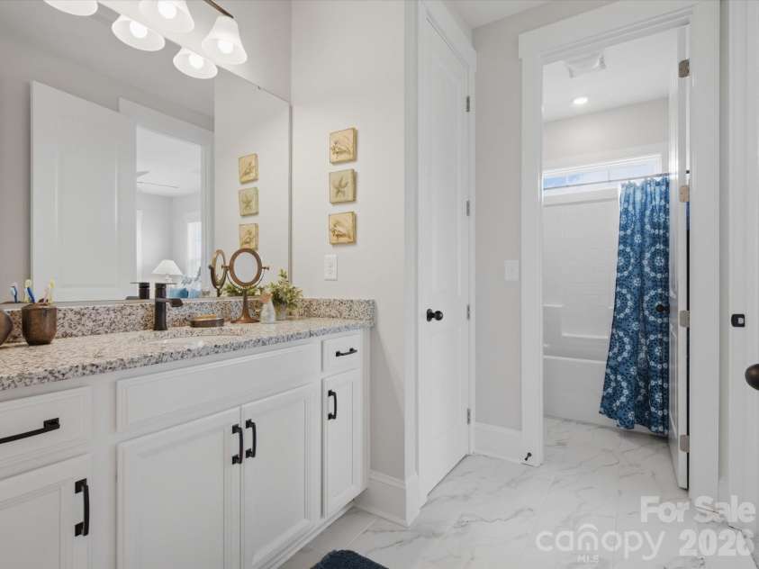 364 Luray Way, Rock Hill, SC 29730.  MLS# CAR4397107, YatesRealty ID 33782. 