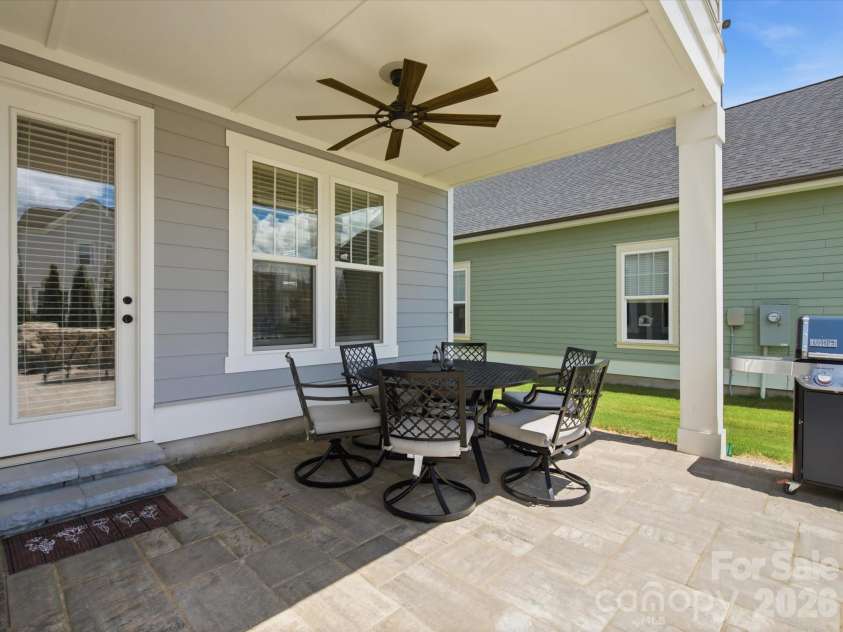 364 Luray Way, Rock Hill, SC 29730.  MLS# CAR4397107, YatesRealty ID 33782. 