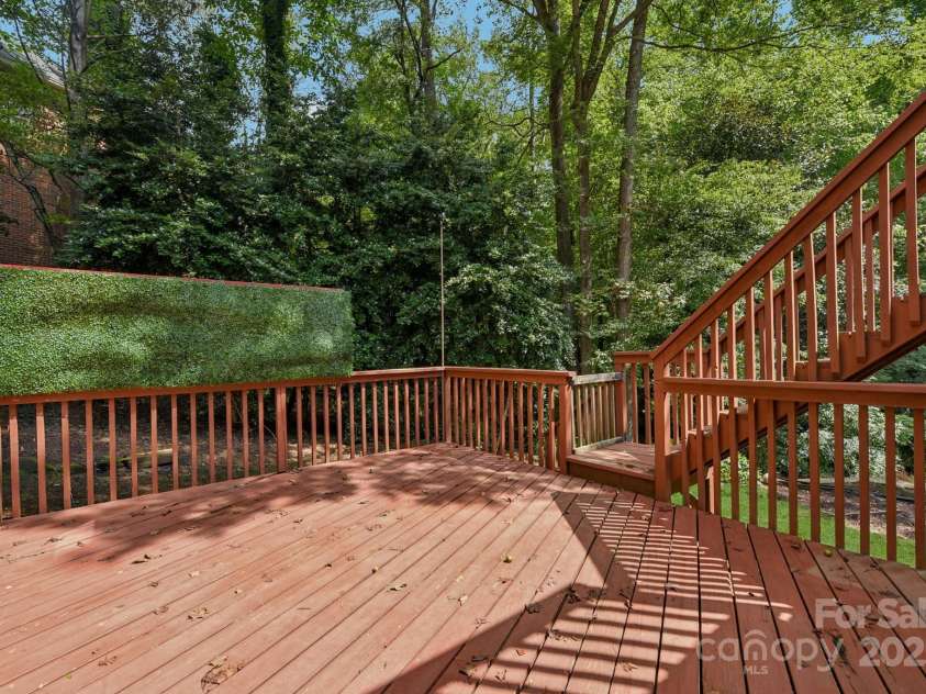6911 Chatford Lane, Charlotte, NC 28210.  MLS# CAR4293595, YatesRealty ID 33786. Deck