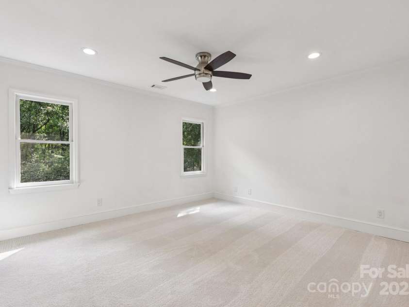 6911 Chatford Lane, Charlotte, NC 28210.  MLS# CAR4293595, YatesRealty ID 33786. Upper Bedroom
