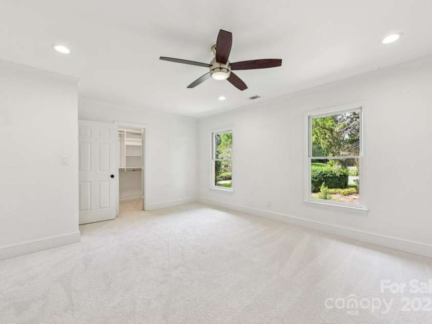 6911 Chatford Lane, Charlotte, NC 28210.  MLS# CAR4293595, YatesRealty ID 33786. Upper Bedroom