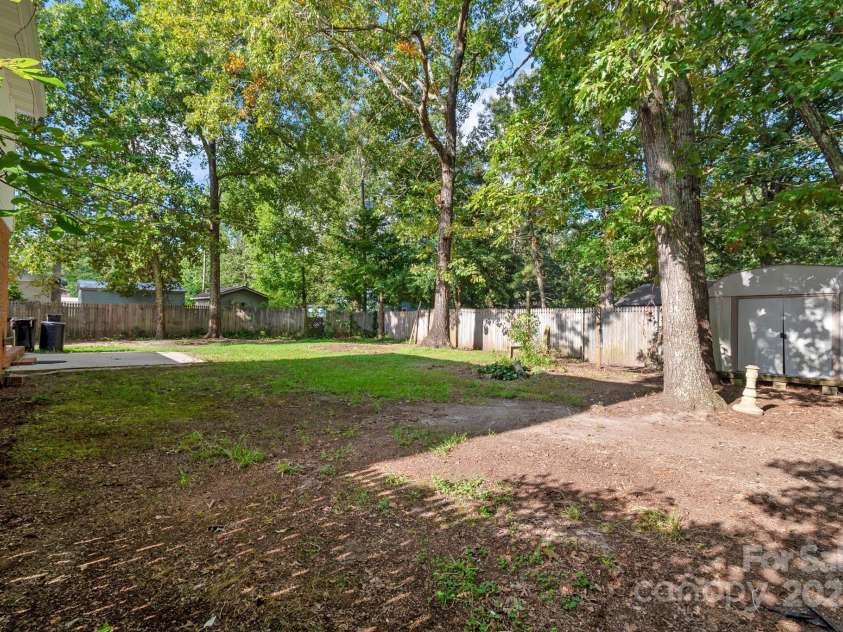 2470 Country Club Drive, Lancaster, SC 29720.  MLS# CAR4286357, YatesRealty ID 33787. 
