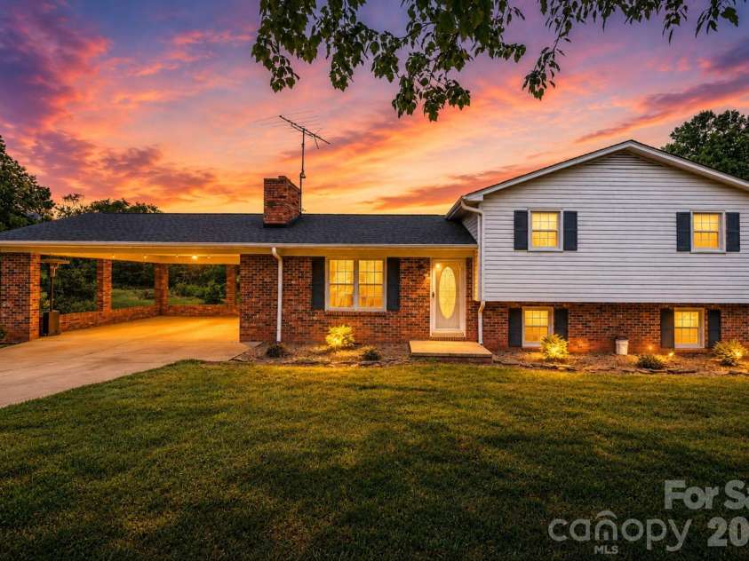 6878 Gracie Lane, Vale, NC 28168.  MLS# CAR4396127, YatesRealty ID 33787. 