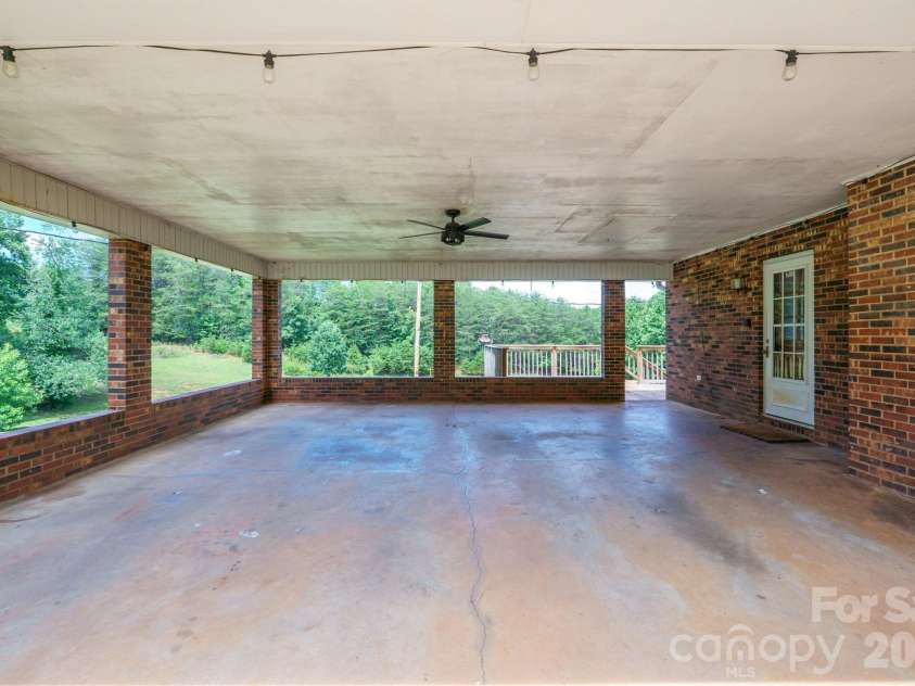 6878 Gracie Lane, Vale, NC 28168.  MLS# CAR4396127, YatesRealty ID 33787. 